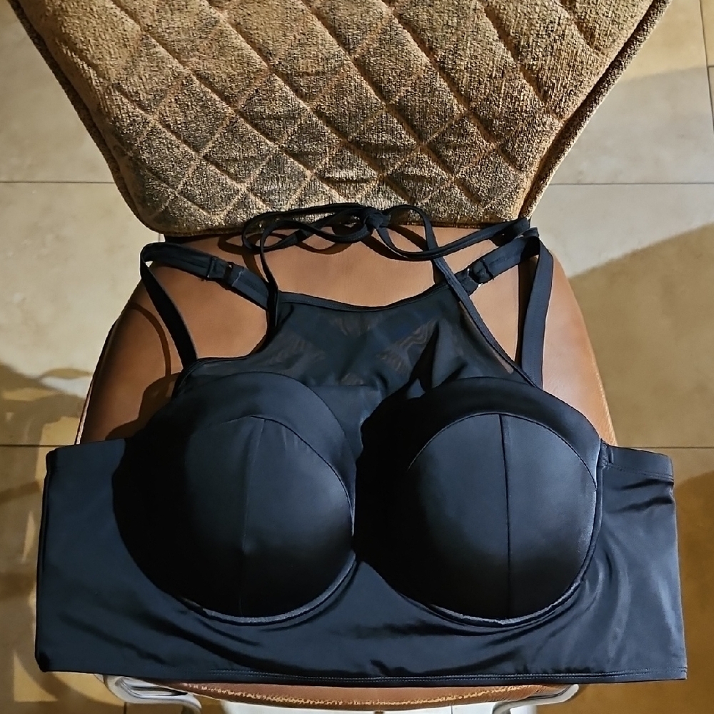 Black Women's Swim Top